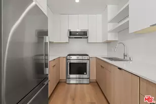 612 Huntley Dr, West Hollywood, CA 90069 - Photo 1