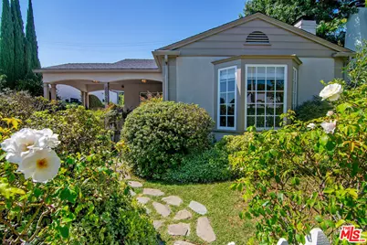 8828 Rosewood Ave, West Hollywood, CA 90048 - Photo 1