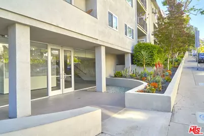 9005 Cynthia St #412, West Hollywood, CA 90069 - Photo 1