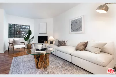 17914 Magnolia Blvd #204, Encino, CA 91316 - Photo 1