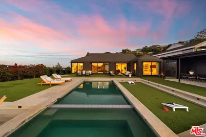 5255 Veronica St, Los Angeles, CA 90008 - Photo 1