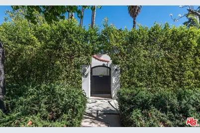 906 N La Jolla Ave, West Hollywood, CA 90046 - Photo 1