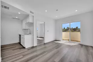 627 N Dillon St, Los Angeles, CA 90026 - Photo 1