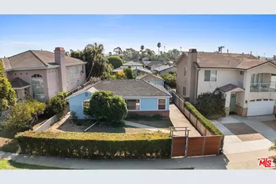 12616 Bonaparte Ave, Los Angeles, CA 90066 - Photo 1