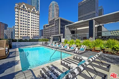727 W 7th St #1107, Los Angeles, CA 90017 - Photo 1