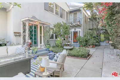 1125 Glenville Dr, Los Angeles, CA 90035 - Photo 1