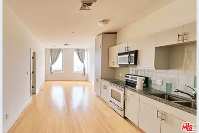 3810 Wilshire Blvd #1008, Los Angeles, CA 90010 - Photo 1