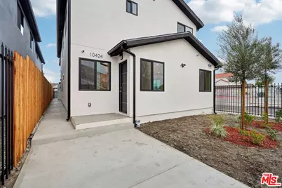 10420 Graham Ave, Los Angeles, CA 90002 - Photo 1