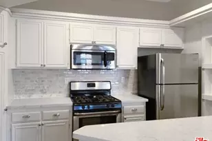 12712 Moorpark St, Studio City, CA 91604 - Photo 1