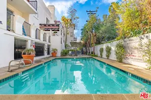1031 N Crescent Heights Blvd, West Hollywood, CA 90046 - Photo 1