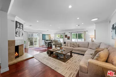 5739 Cahill Ave, Tarzana, CA 91356 - Photo 1