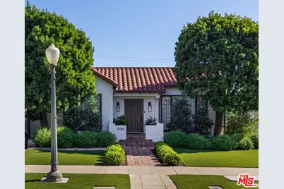 10640 Rochester Ave, Los Angeles, CA 90024 - Photo 1