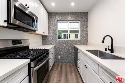 1462 S Shenandoah #2, Los Angeles, CA 90035 - Photo 1