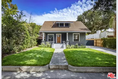 1022 N Marengo Ave, Pasadena, CA 91103 - Photo 1