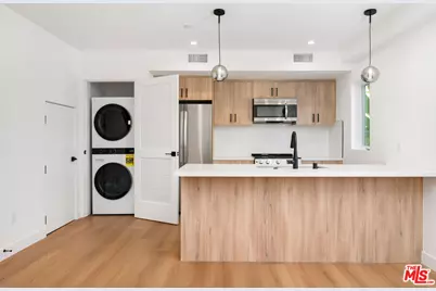 728 Robinson St, Los Angeles, CA 90026 - Photo 1