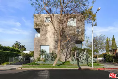 7907 Willoughby Ave #4, Los Angeles, CA 90046 - Photo 1