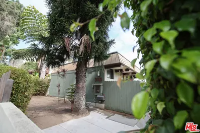 3113 5th St #C, Santa Monica, CA 90405 - Photo 1