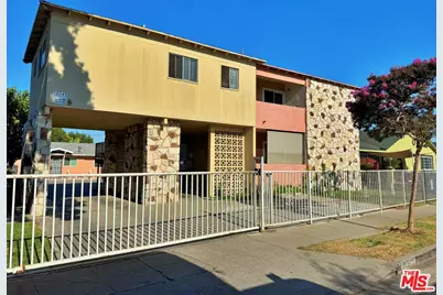 10245 Virginia Ave, South Gate, CA 90280 - Photo 1
