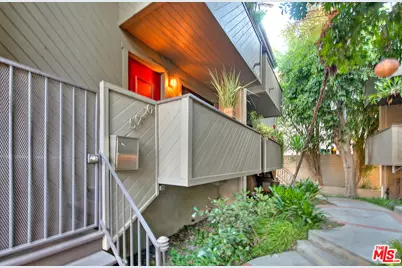 5920 Chula Vista Way, Los Angeles, CA 90068 - Photo 1