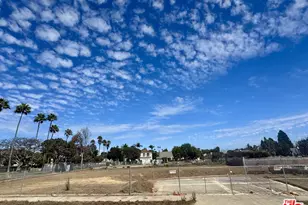 574 Chapala Dr, Pacific Palisades, CA 90272 - Photo 1