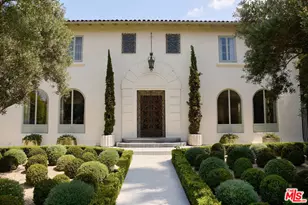 172 S McCadden Pl, Los Angeles, CA 90004 - Photo 1