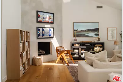 3554 Alginet Dr, Encino, CA 91436 - Photo 1