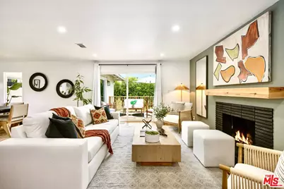 2006 W 21st St, Los Angeles, CA 90018 - Photo 1