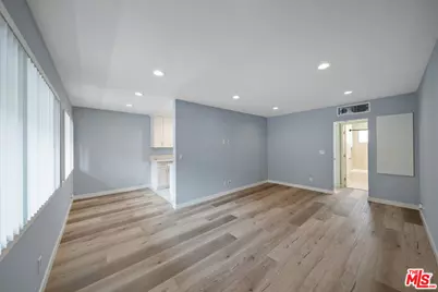 1116 San Rafael Ave #4, Glendale, CA 91202 - Photo 1