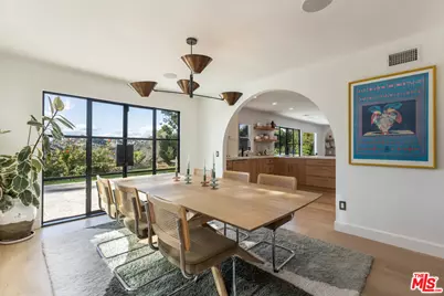 10507 Woodfield Ct #12, Los Angeles, CA 90077 - Photo 1