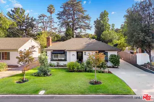 2212 E Crary St, Pasadena, CA 91104 - Photo 1