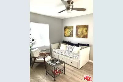 613 S Prairie Ave #10, Inglewood, CA 90301 - Photo 1
