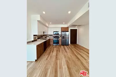 252 N Hoover St #501, Los Angeles, CA 90004 - Photo 1