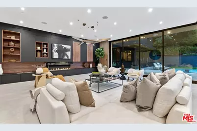 9031 Alto Cedro Dr, Beverly Hills, CA 90210 - Photo 1