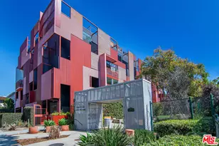 1140 N Formosa Ave, West Hollywood, CA 90046 - Photo 1