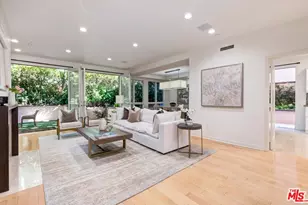 121 N Almont Dr, Beverly Hills, CA 90211 - Photo 1