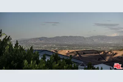 121 Navajo Ln, Topanga, CA 90290 - Photo 1