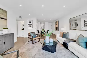 725 N Alfred St, Los Angeles, CA 90069 - Photo 1