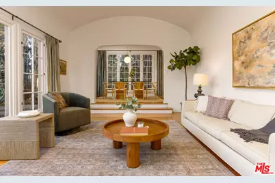 263 Lamont Dr, Los Angeles, CA 90042 - Photo 1