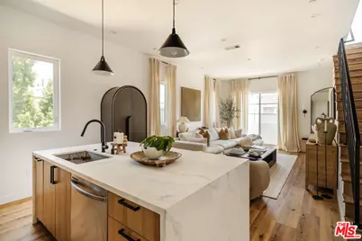 4460 Maplewood Ave, Los Angeles, CA 90004 - Photo 1