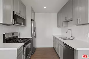 1117 S Bronson Ave, Los Angeles, CA 90019 - Photo 1