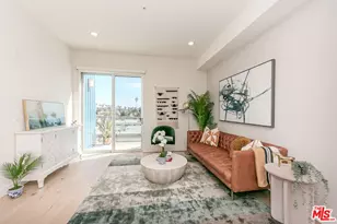 105 S Mariposa Ave, Los Angeles, CA 90004 - Photo 1