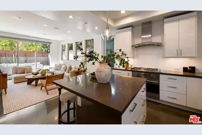 2009 Montana Ave, Santa Monica, CA 90403 - Photo 1