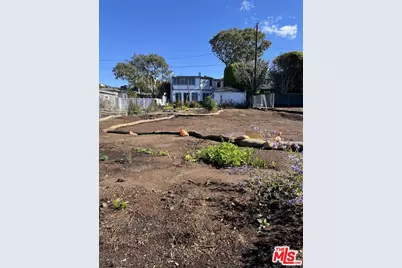 16055 Temecula St, Pacific Palisades, CA 90272 - Photo 1