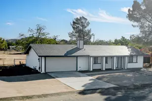 17818 Sweetaire Ave, Lancaster, CA 93535 - Photo 1