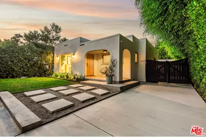 8717 Dorrington Ave, West Hollywood, CA 90048 - Photo 1