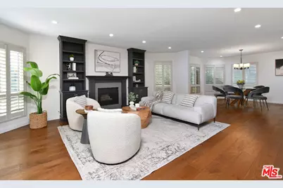 10409 Riverside Dr #204, Toluca Lake, CA 91602 - Photo 1