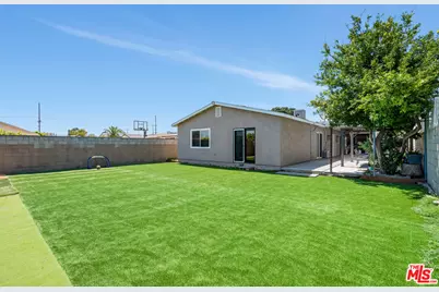 13032 Glamis St, Pacoima, CA 91331 - Photo 1