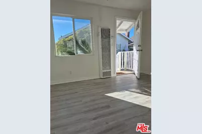 15422 S Catalina Ave, Gardena, CA 90247 - Photo 1