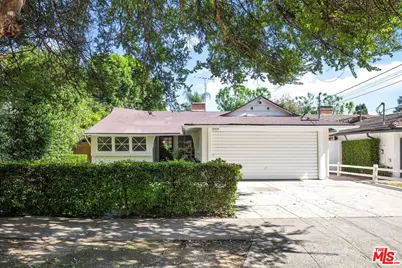 15519 Huston St, Encino, CA 91436 - Photo 1