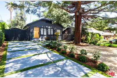 968 Palm Ter, Pasadena, CA 91104 - Photo 1